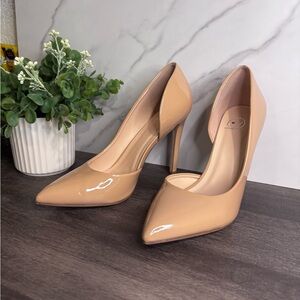 DC Glossy Nude Heels